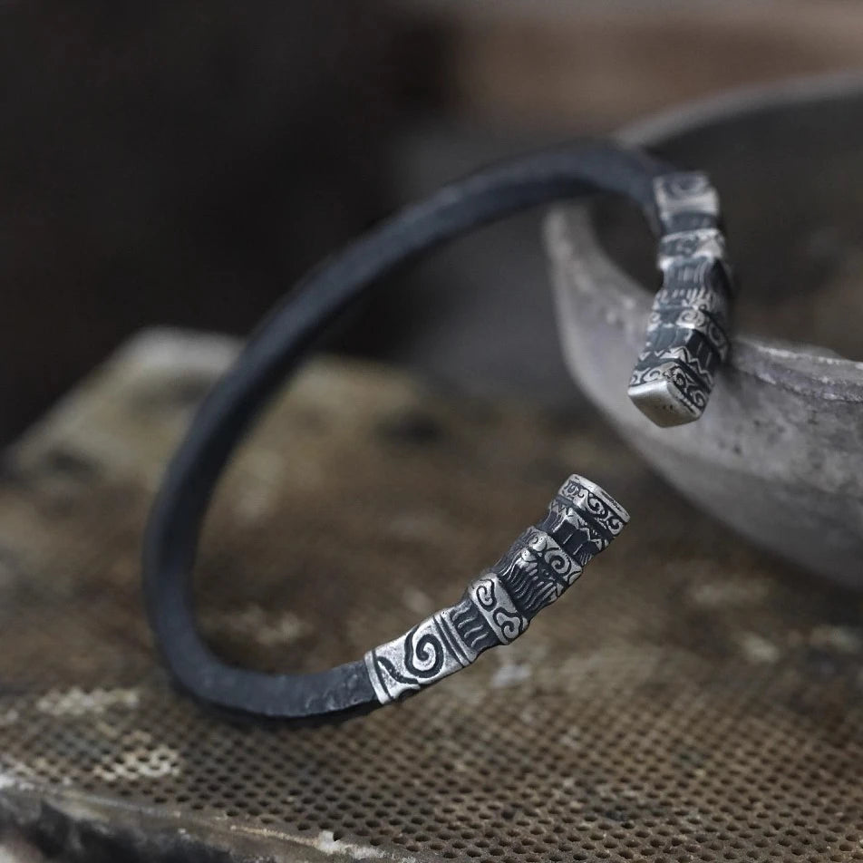 Wukong's Ruyi Golden Hoop Stick Bracelet
