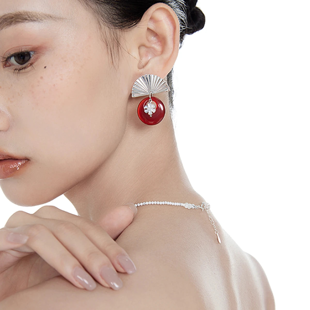 Pipa Melody Silver Fan Earrings