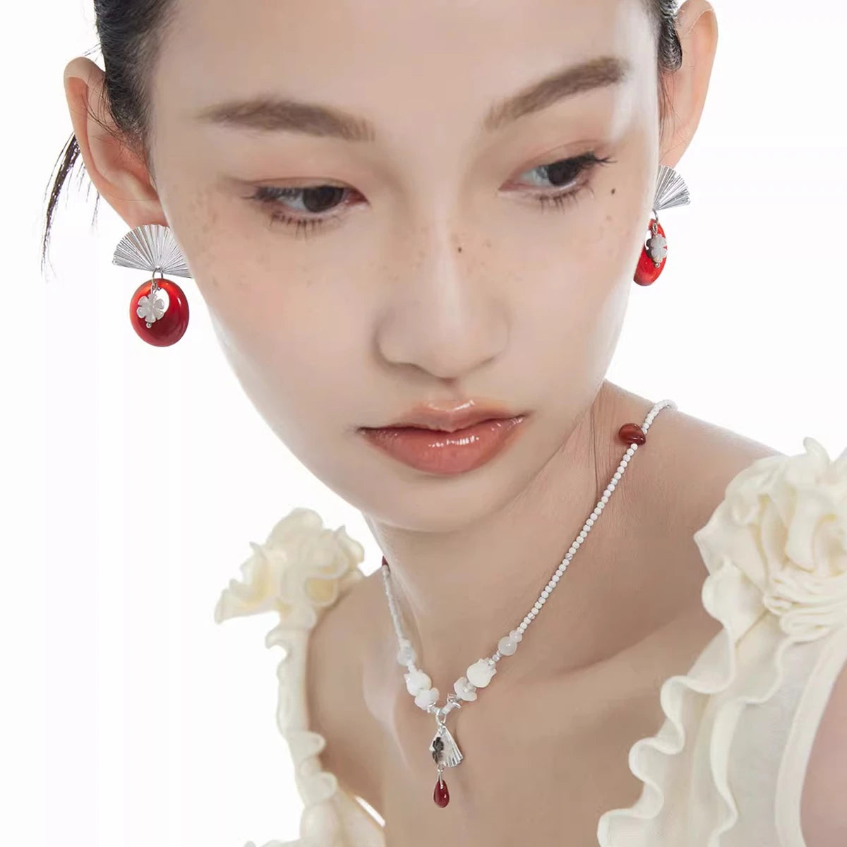 Pipa Melody Silver Fan Earrings
