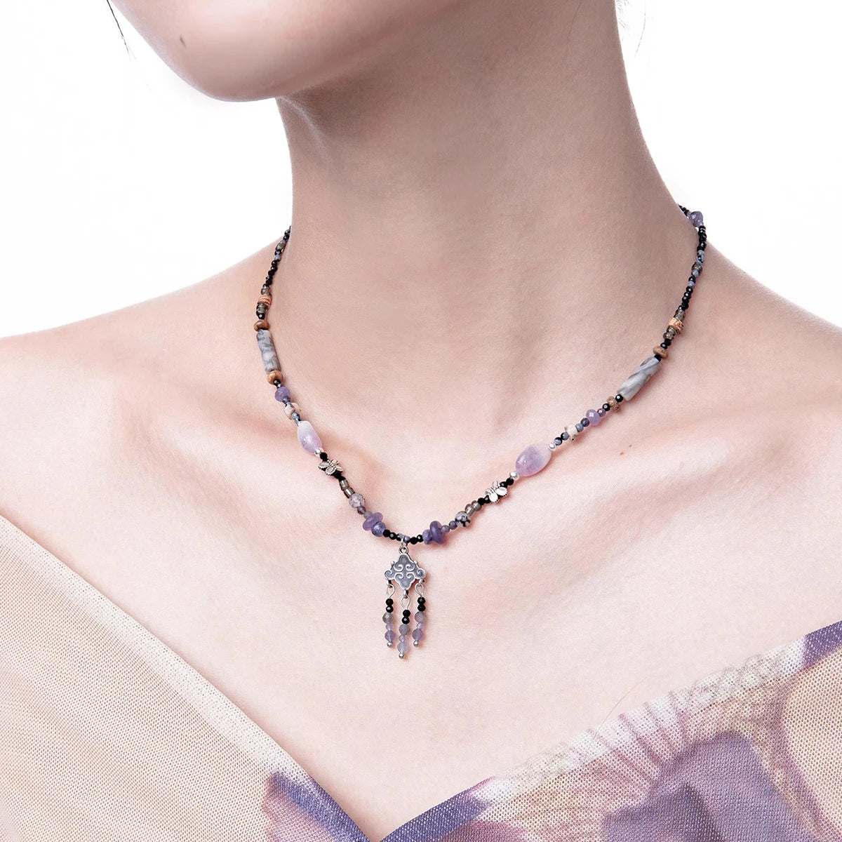 Wisteria Fringe Agate Necklace
