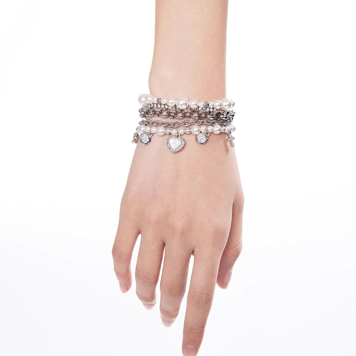 Oriental Love Natural Butterfly Shell Bracelet